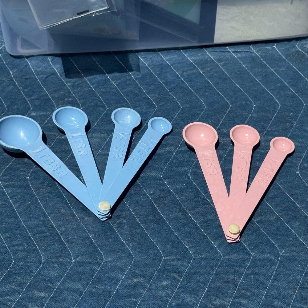 Vintage Tupperware Measuring Spoons Lot Blue 4pc Pink 3pc Retro Kitchenware